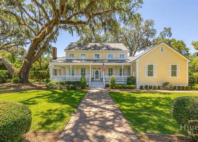 Property at 213 Five Pounds Rd, Saint Simons Island, GA 31522, 3 beds, 3.5 baths