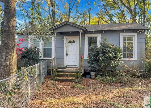 Property at 1060 N Green St, Ridgeland, SC 29936, 2 beds, 1 bath