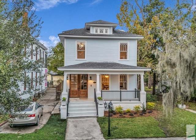 Property at 720 E Henry St, Savannah, GA 31401, 5 beds, 2.5 baths