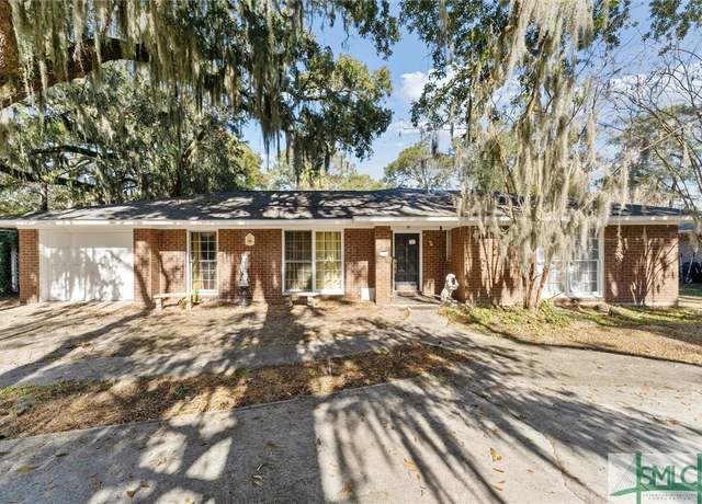 Property at 1815 Walthour Rd, Savannah, GA 31410, 4 beds, 3 baths