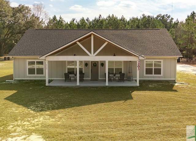 Property at 2390 Sims Rd, Pembroke, GA 31321, 3 beds, 3.5 baths