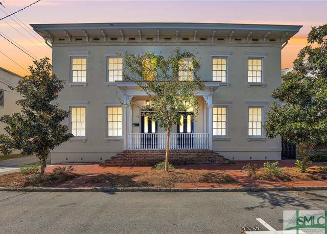 Property at 35 Houston St, Savannah, GA 31401, 6 beds, 4.5 baths