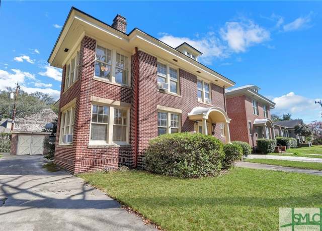 Property at 210 E 48th St, Savannah, GA 31405, 6 beds, 3.5 baths