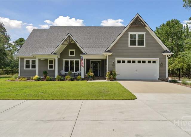 Property at 125 Demeries Lake Ln, Richmond Hill, GA 31324, 4 beds, 3.5 baths
