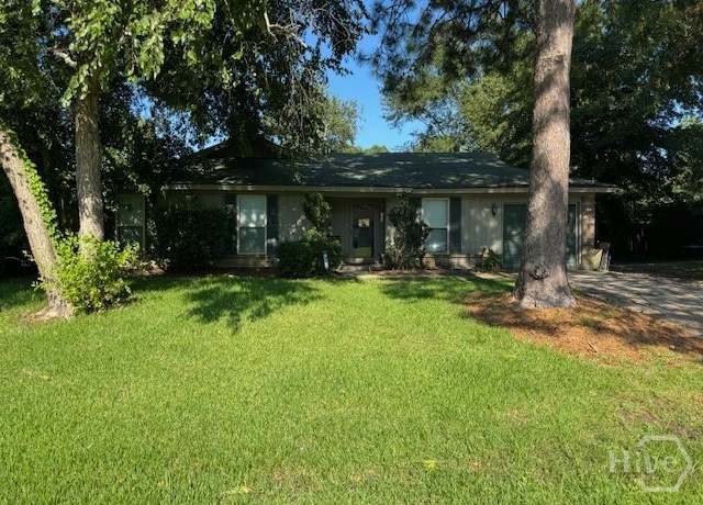 Property at 29 Rivers Bend Dr, Savannah, GA 31406, 3 beds, 2 baths