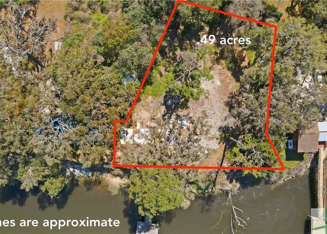 Property at 1334 Azalea Rd NE, Townsend, GA 31331