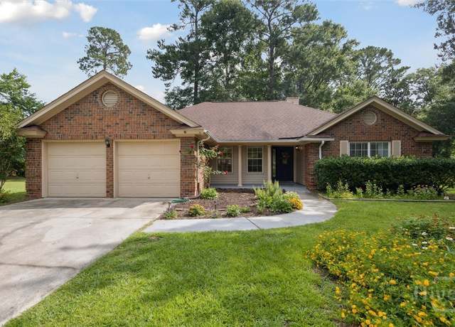 Property at 50 Coventry Ct, Richmond Hill, GA 31324, 4 beds, 2 baths