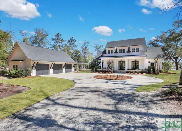Property at 31 Tivoli Ln, Richmond Hill, GA 31324, 5 beds, 5 baths