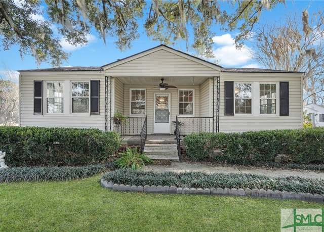 Property at 345 Magnolia St, Richmond Hill, GA 31324, 2 beds, 1 bath