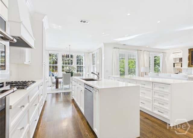 Property at 43 Cabbage Xing, Savannah, GA 31411, 4 beds, 4 baths