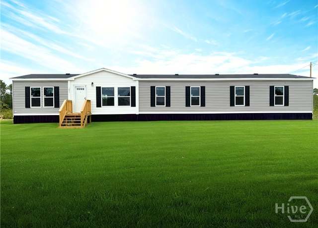 Property at 1071 Rye Patch Rd, Hinesville, GA 31313, 4 beds, 3 baths
