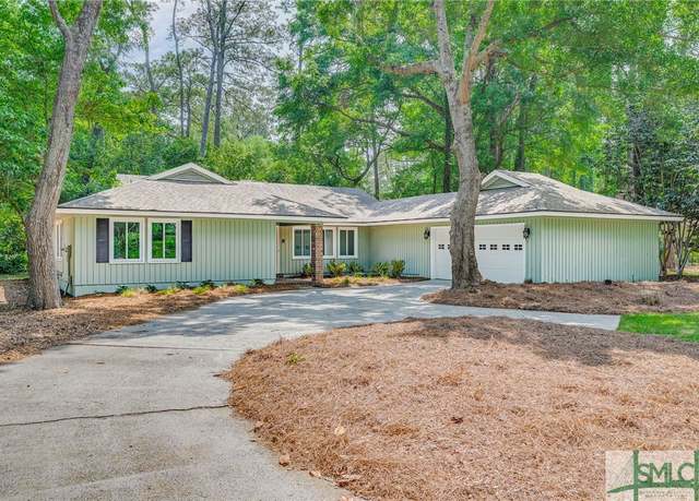 Property at 6 Brooks Ln, Savannah, GA 31411, 3 beds, 2 baths
