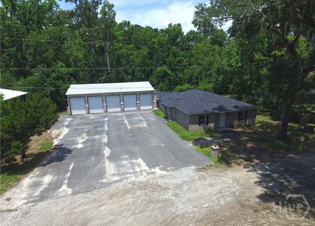Property at 238-A W Magnolia Ave, Savannah, GA 31419, 3 beds, 2 baths