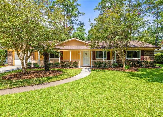 Property at 24 Canterbury Cir, Savannah, GA 31419, 3 beds, 2 baths