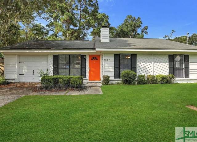 Property at 630 Stuart St, Savannah, GA 31405, 3 beds, 2 baths
