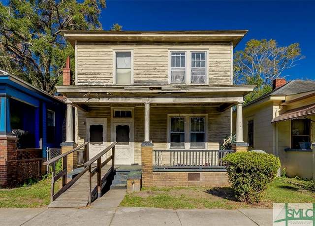 Property at 806 W 39th St, Savannah, GA 31415, 3 beds, 2 baths