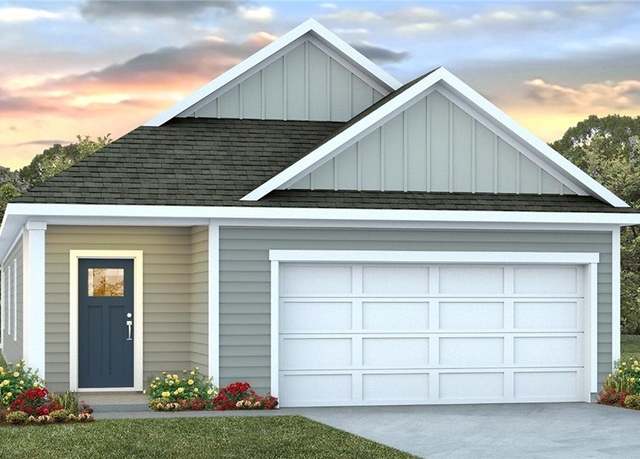 Property at 1046 Lakes Blvd, Brunswick, GA 31525, 4 beds, 2 baths