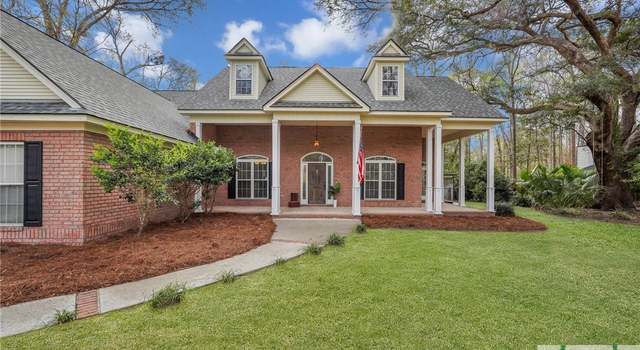 Photo of 215 Mclaughlin Ct, Richmond Hill, GA 31324