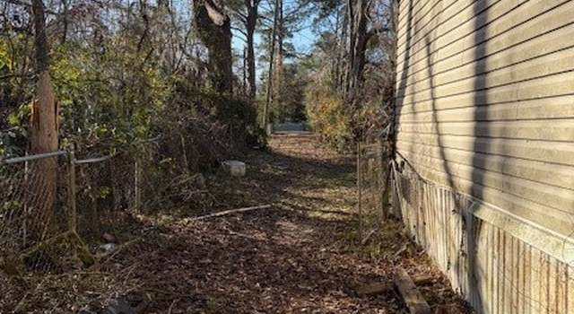 Photo of 348 Beaufort Rd, Savannah, GA 31419
