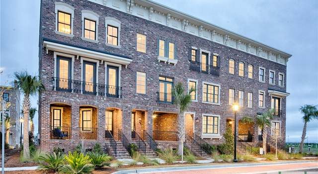 Photo of 408 Upper East Ave, Savannah, GA 31401
