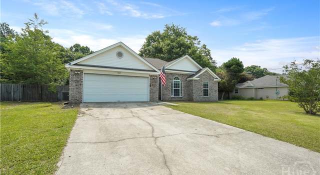 Photo of 160 Zachary Trl, Ellabell, GA 31308