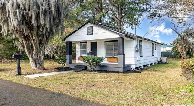 Photo of 37 Leon Village Dr, Savannah, GA 31408