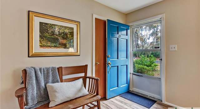 Photo of 10 Summit Dr, Savannah, GA 31406