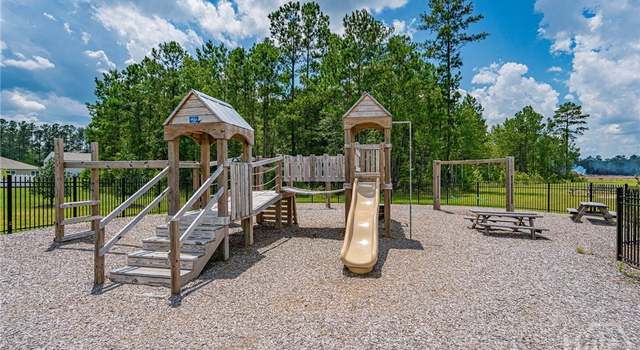 Photo of 202 Coneflower Rd, Bloomingdale, GA 31302