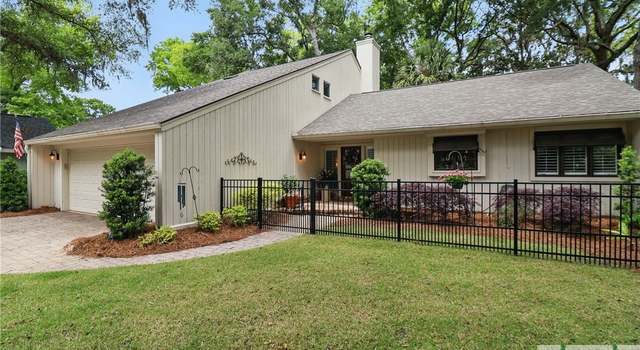 Photo of 10 Hobcaw Ln, Savannah, GA 31411