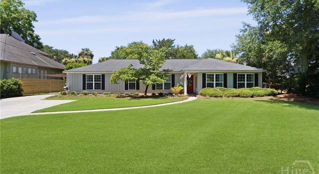 Photo of 389 Hunt Dr, Savannah, GA 31406