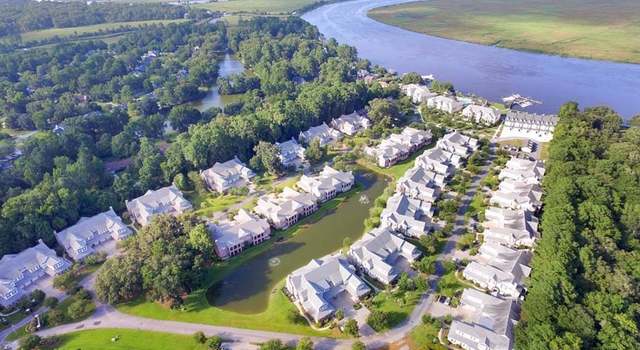 Photo of 1204 River Oaks Dr, Richmond Hill, GA 31324