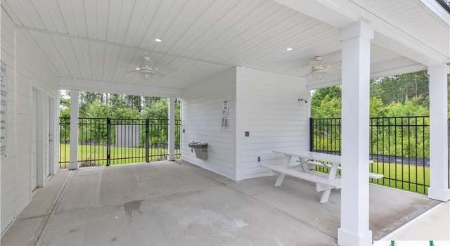 Photo of 76 Nettleton Ln, Richmond Hill, GA 31324
