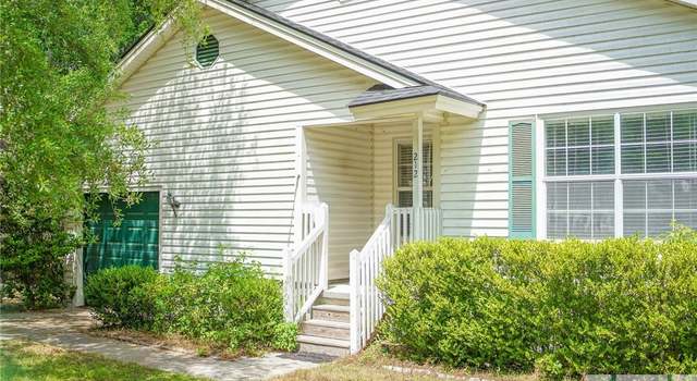 Photo of 212 Sugar Mill Dr, Savannah, GA 31419