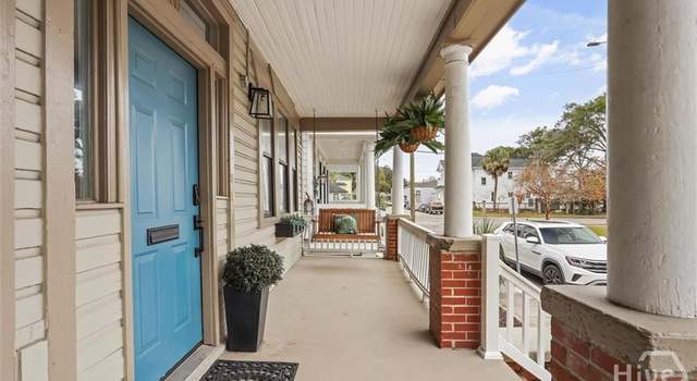 Photo of 206-208 W 42nd St, Savannah, GA 31401