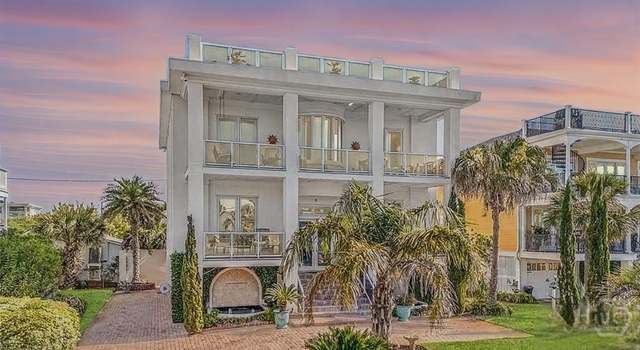 Photo of 8 18th St, Tybee Island, GA 31328