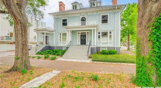 Photo of 121 W Hall St, Savannah, GA 31401