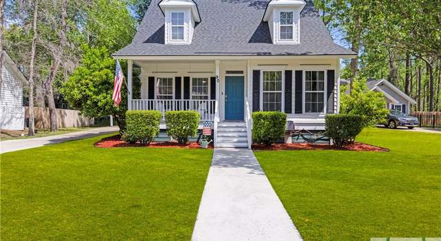 Photo of 90 Cottage Ct, Richmond Hill, GA 31324