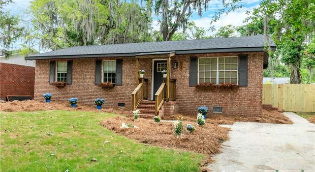 Photo of 24 Chatham St, Savannah, GA 31406