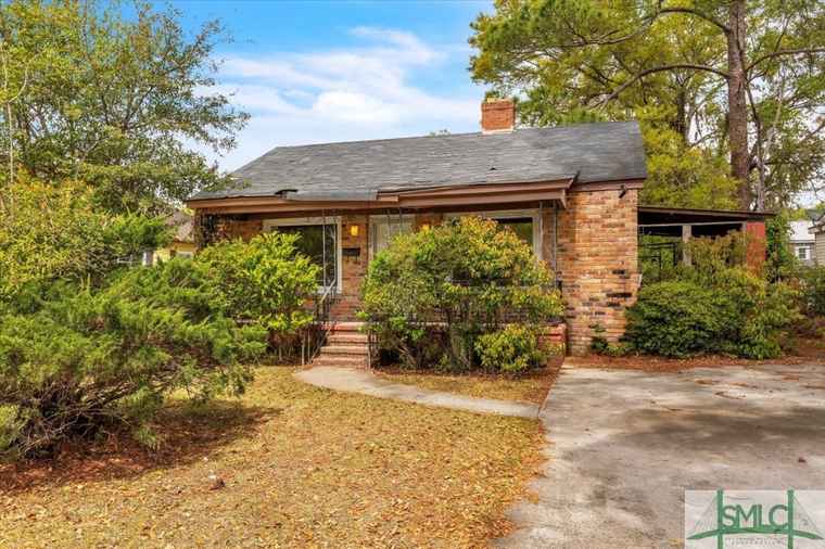 Photo of 1506 E 37th St Savannah, GA 31404