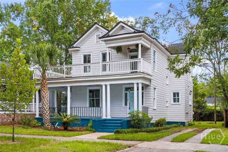 Photo of 657 E Henry St Savannah, GA 31401