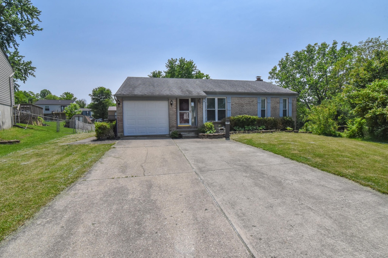 9 W Boesch Dr, Alexandria, KY 41001