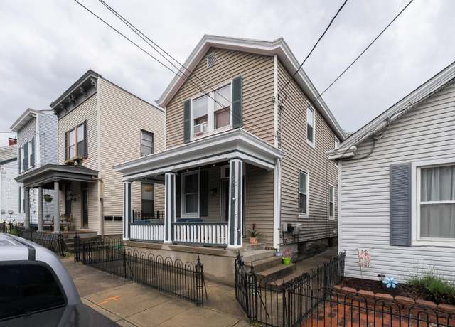 Property at 622 W 12th St, Covington, KY 41011, 2 beds, 2 baths