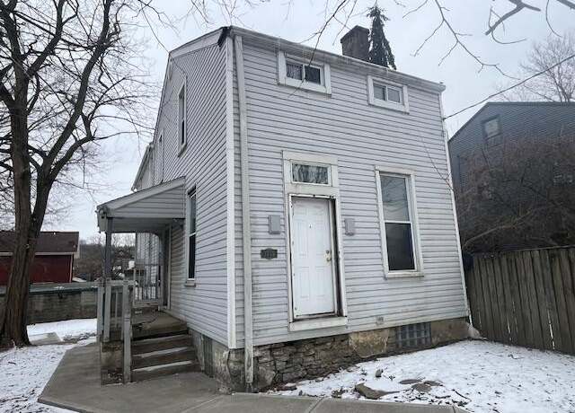 Property at 1735 Russell St, Covington, KY 41011, 2 beds, 2 baths