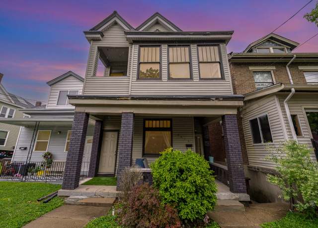 Property at 2016 Scott St, Covington, KY 41014, 4 beds, 2 baths