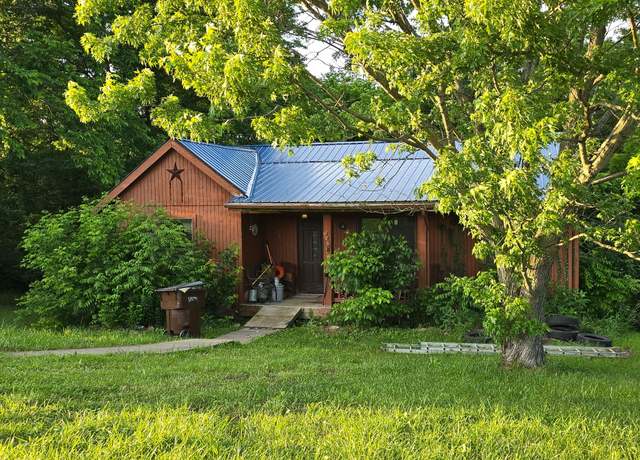 Property at 926 E Mount Zion Rd, Independence, KY 41051, 2 beds, 1 bath
