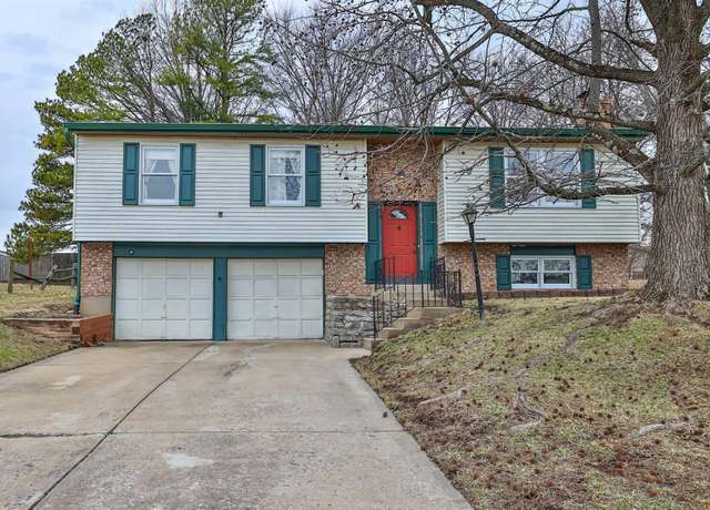 Property at 5 Braun Ct, Villa Hills, KY 41017, 3 beds, 2.5 baths