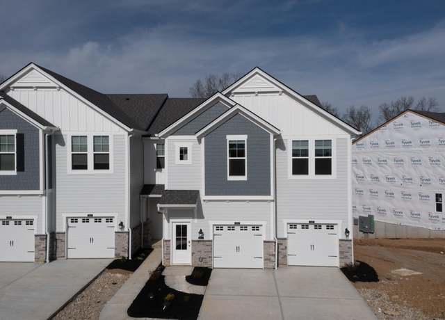 Property at 2622 Timberside Dr, Hebron, KY 41048, 2 beds, 2.5 baths