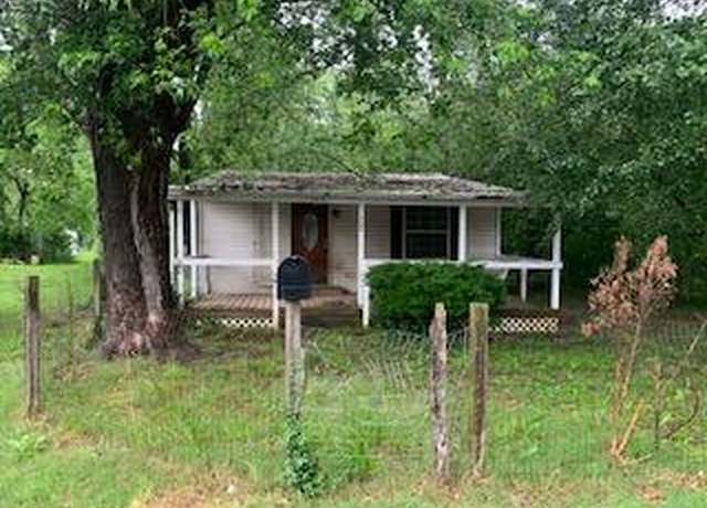 Property at 509 E Mead St, Carrollton, KY 41008, 2 beds, 1 bath