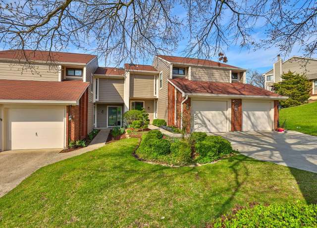 Property at 2944 Observatory Hill Ct, Villa Hills, KY 41017, 2 beds, 3 baths