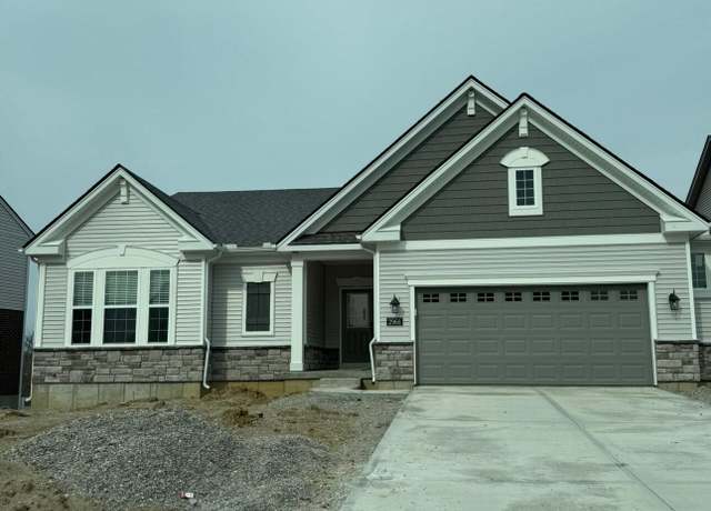 Property at 2968 Northcross Dr, Hebron, KY 41048, 2 beds, 3 baths